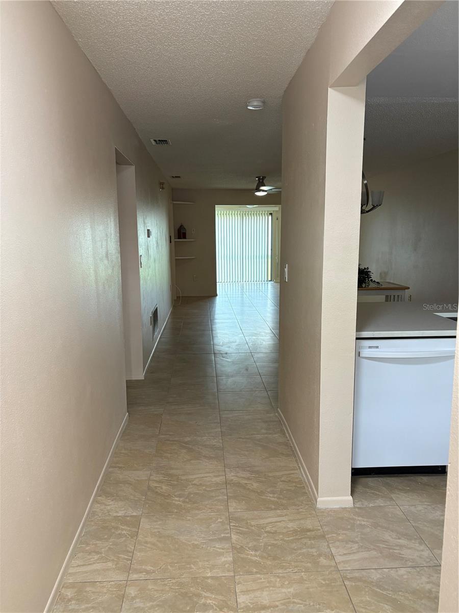 RIDGE GROVES CONDO - Residential Lease