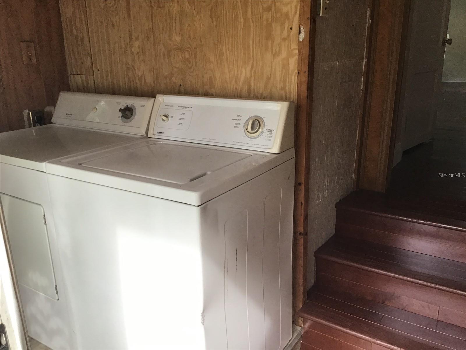 FERN CLIFF - Residential