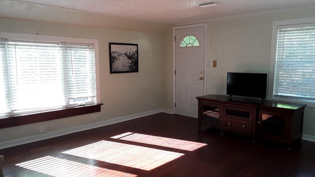 FERN CLIFF - Residential