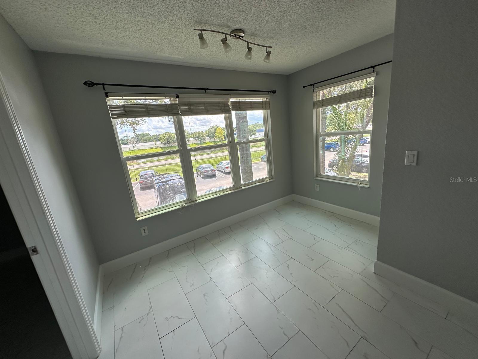 VENETIAN PLACE - Residential Lease