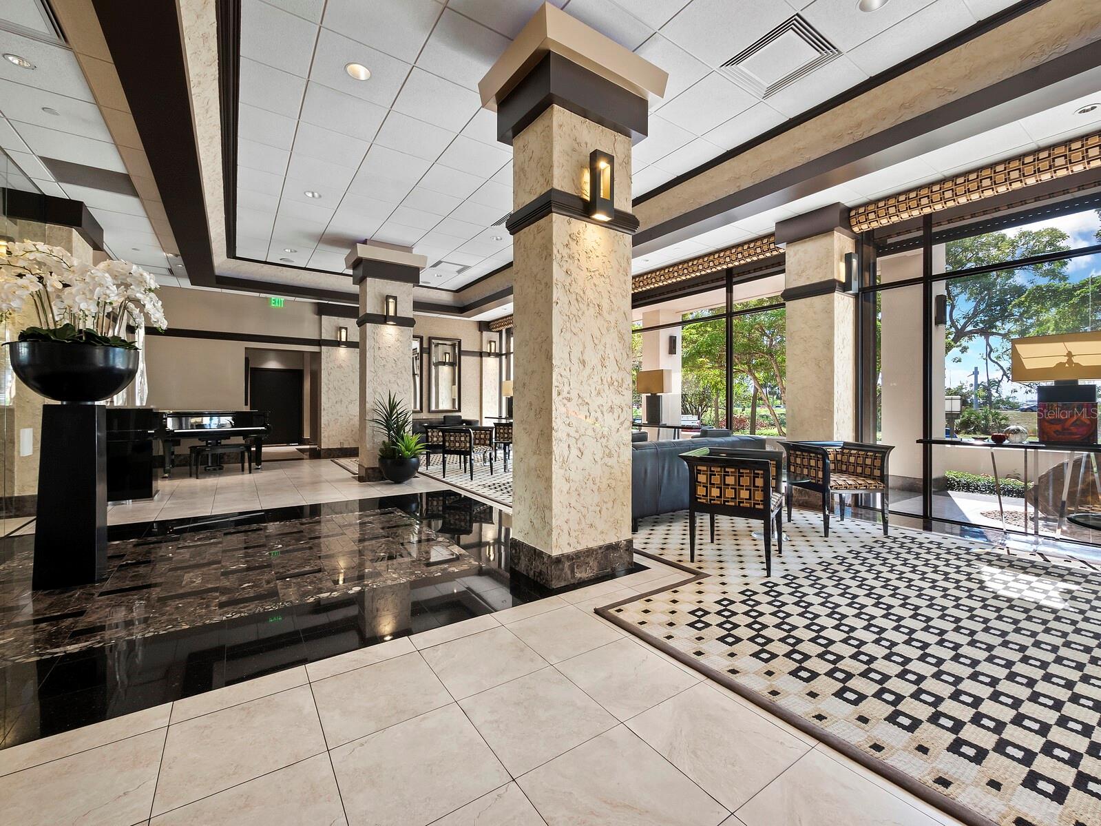 BAY PLAZA - Residential