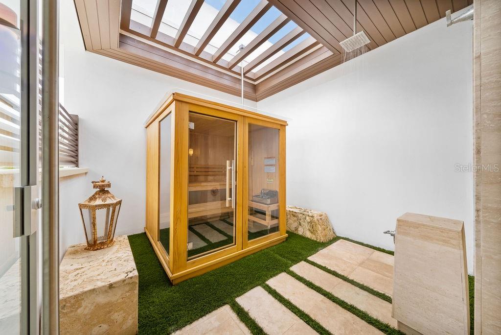 WEST BEACH RESIDENCES - Residential