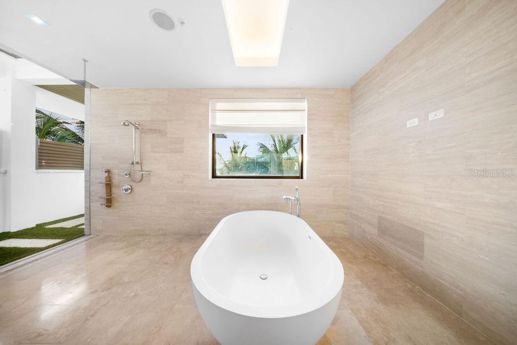 WEST BEACH RESIDENCES - Residential