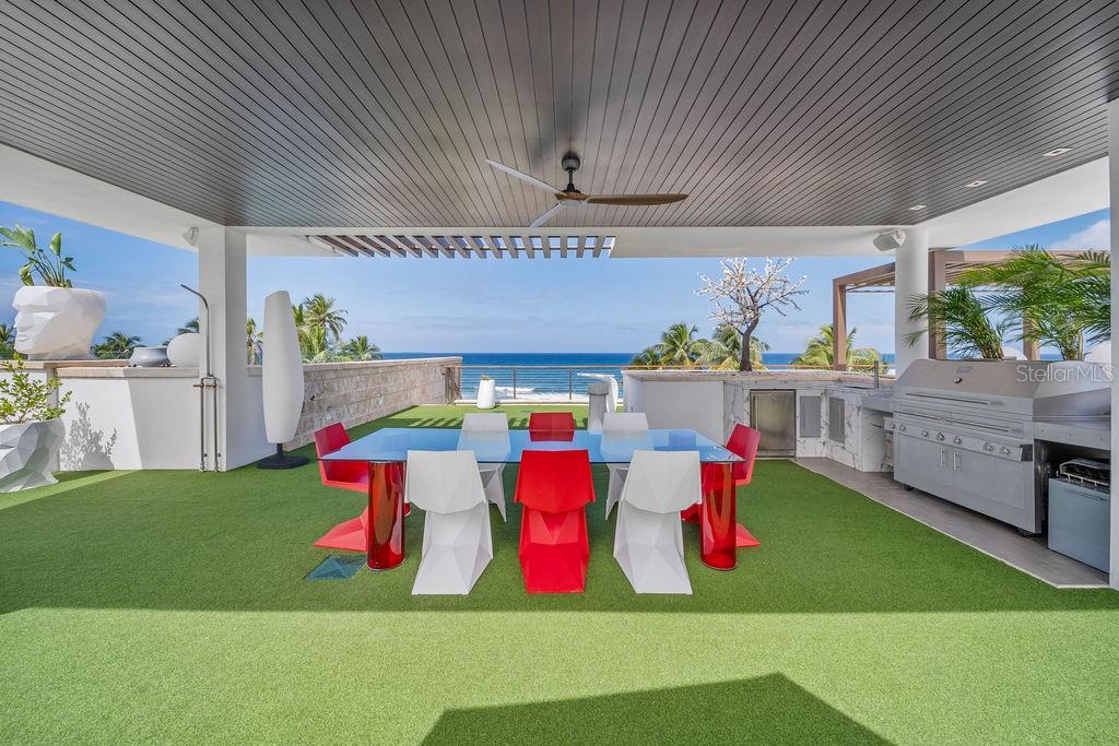 WEST BEACH RESIDENCES - Residential