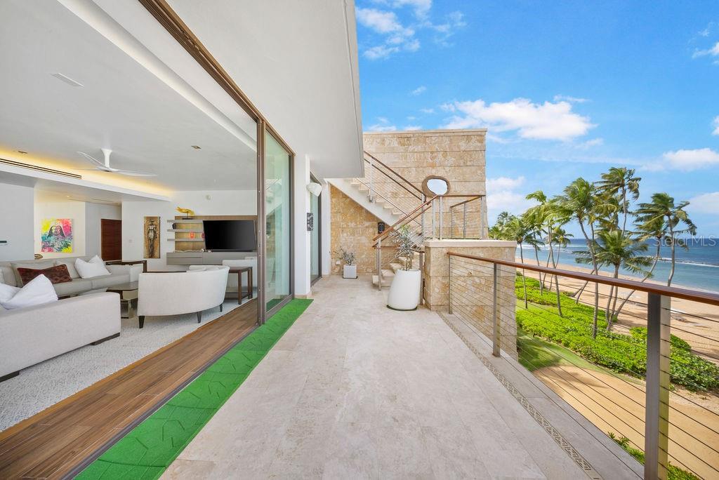 WEST BEACH RESIDENCES - Residential