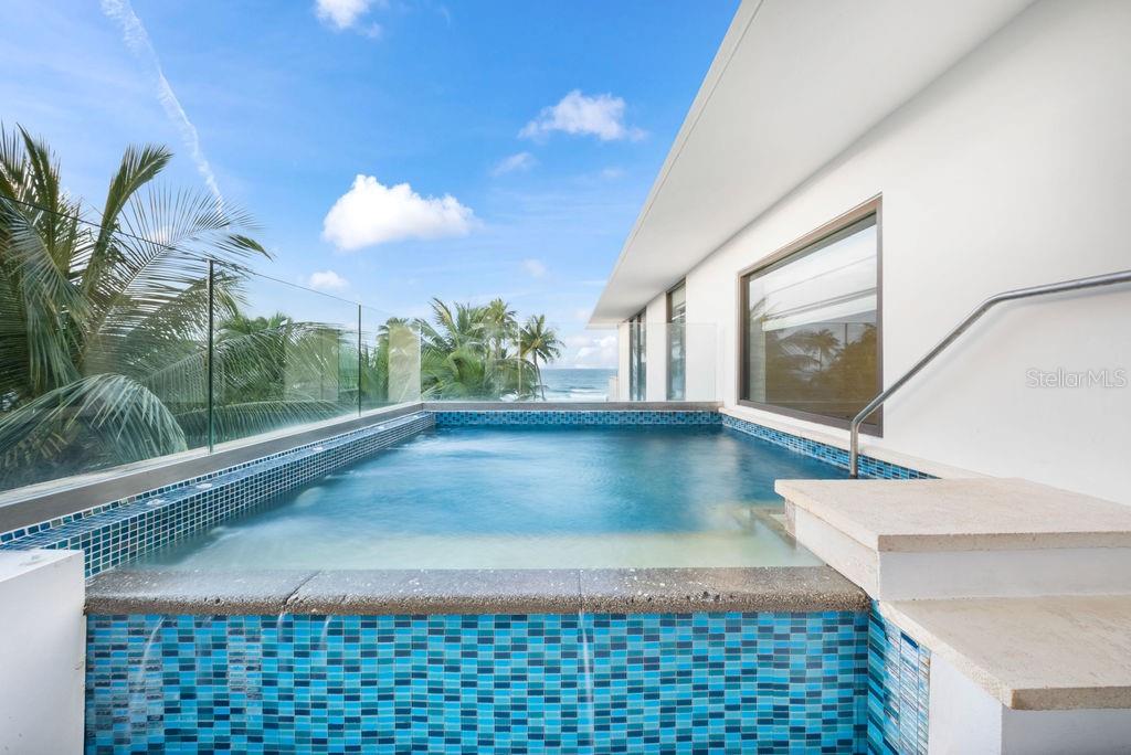 WEST BEACH RESIDENCES - Residential