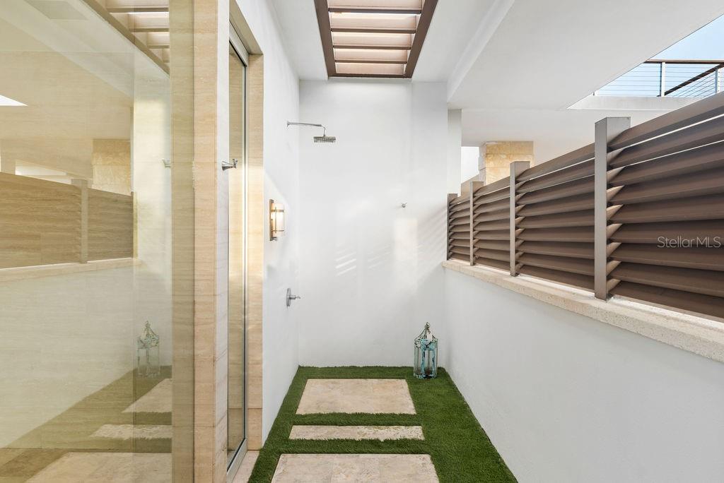 WEST BEACH RESIDENCES - Residential