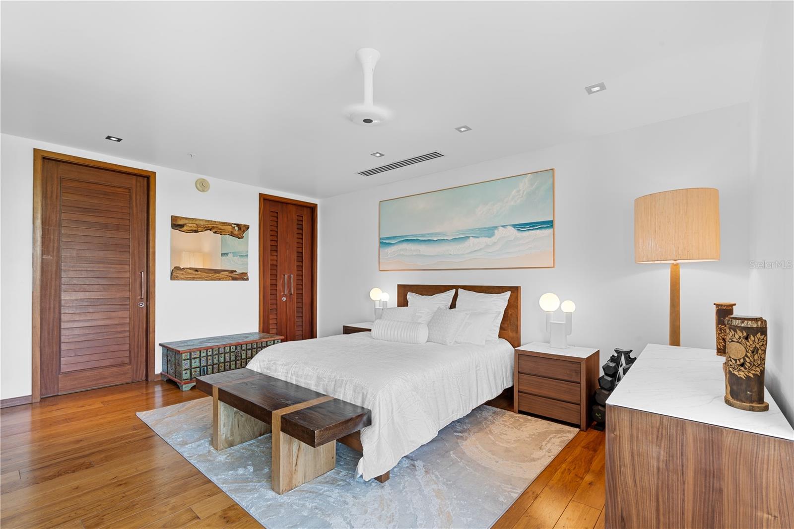 WEST BEACH RESIDENCES - Residential