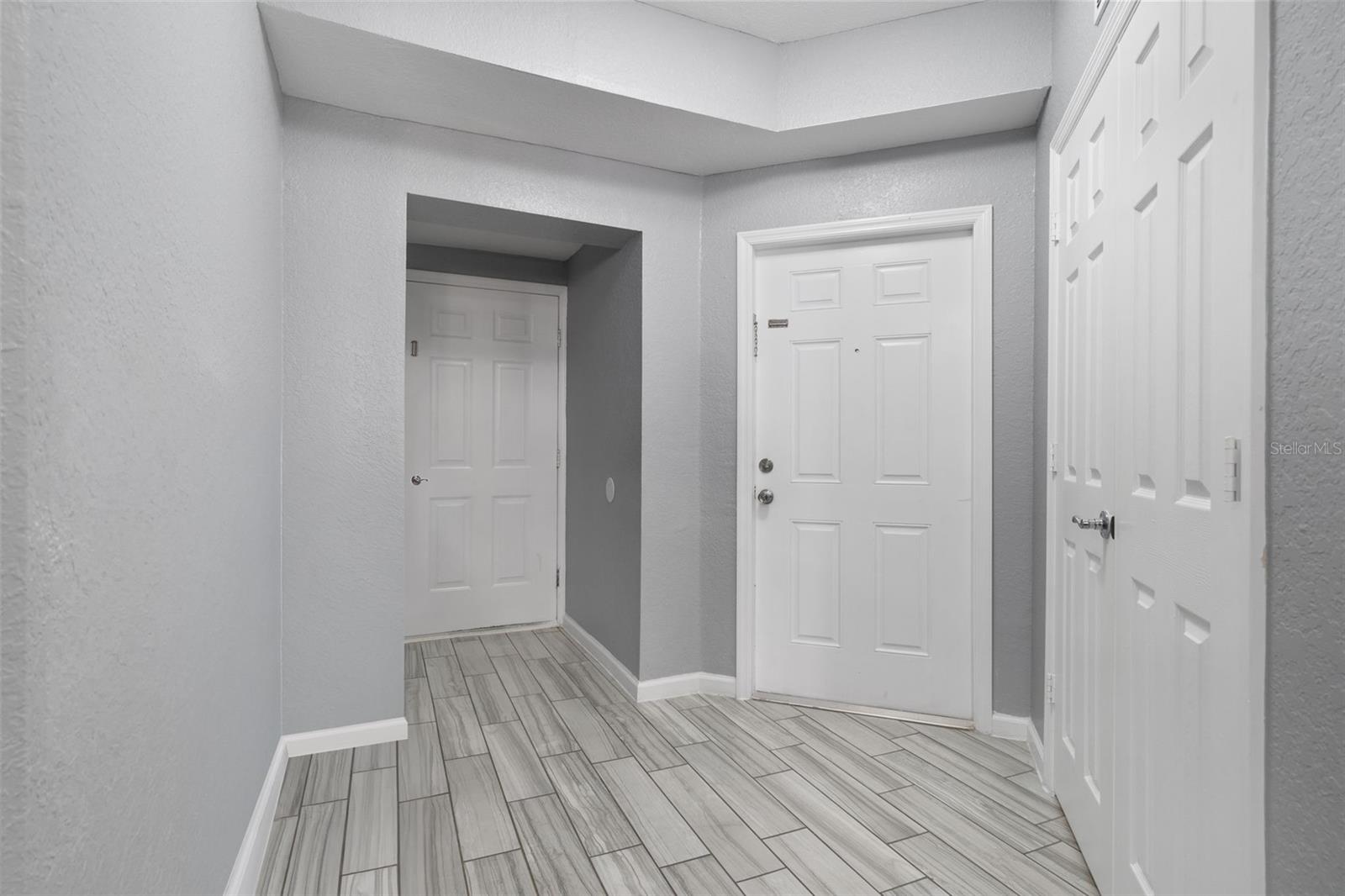 CARRIAGE HOMES/STONEBRIDGE COM - Residential