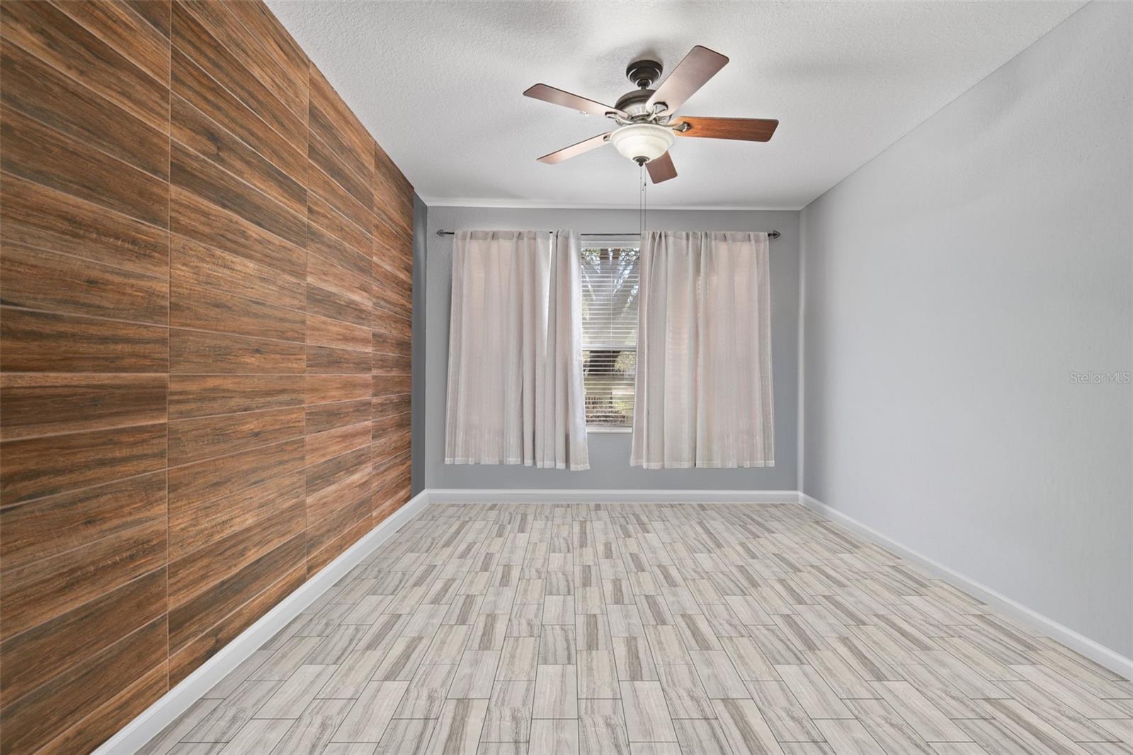 CARRIAGE HOMES/STONEBRIDGE COM - Residential