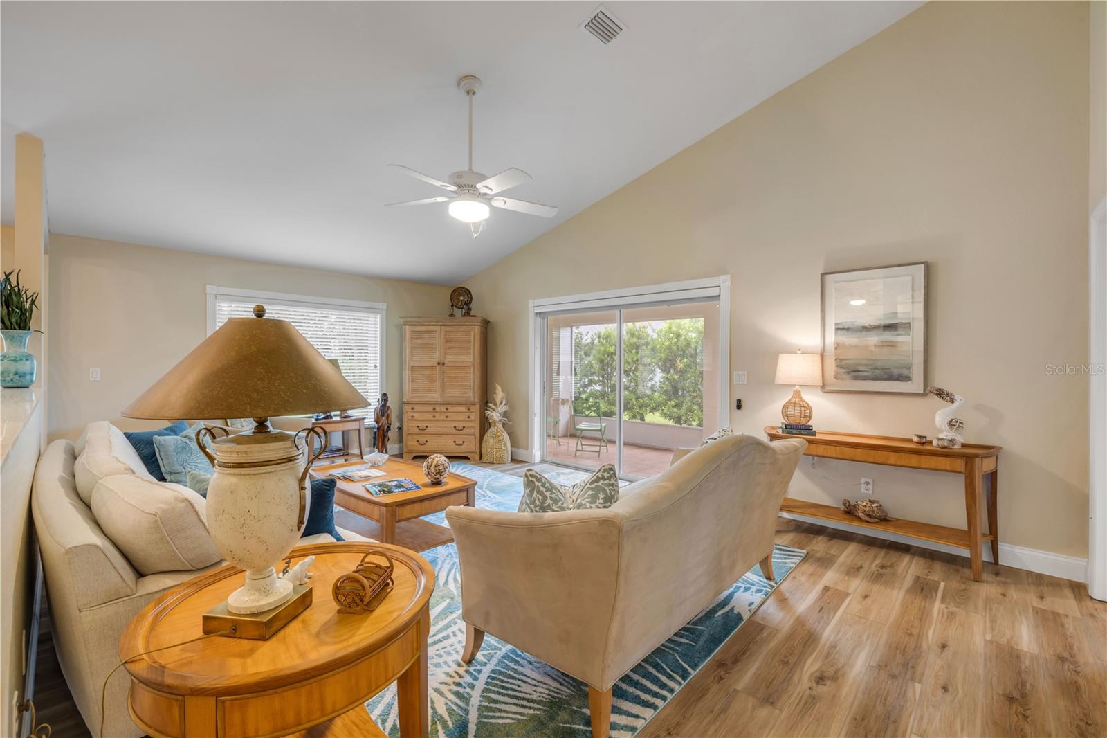 TYMBER TRACE PH 01 - Residential