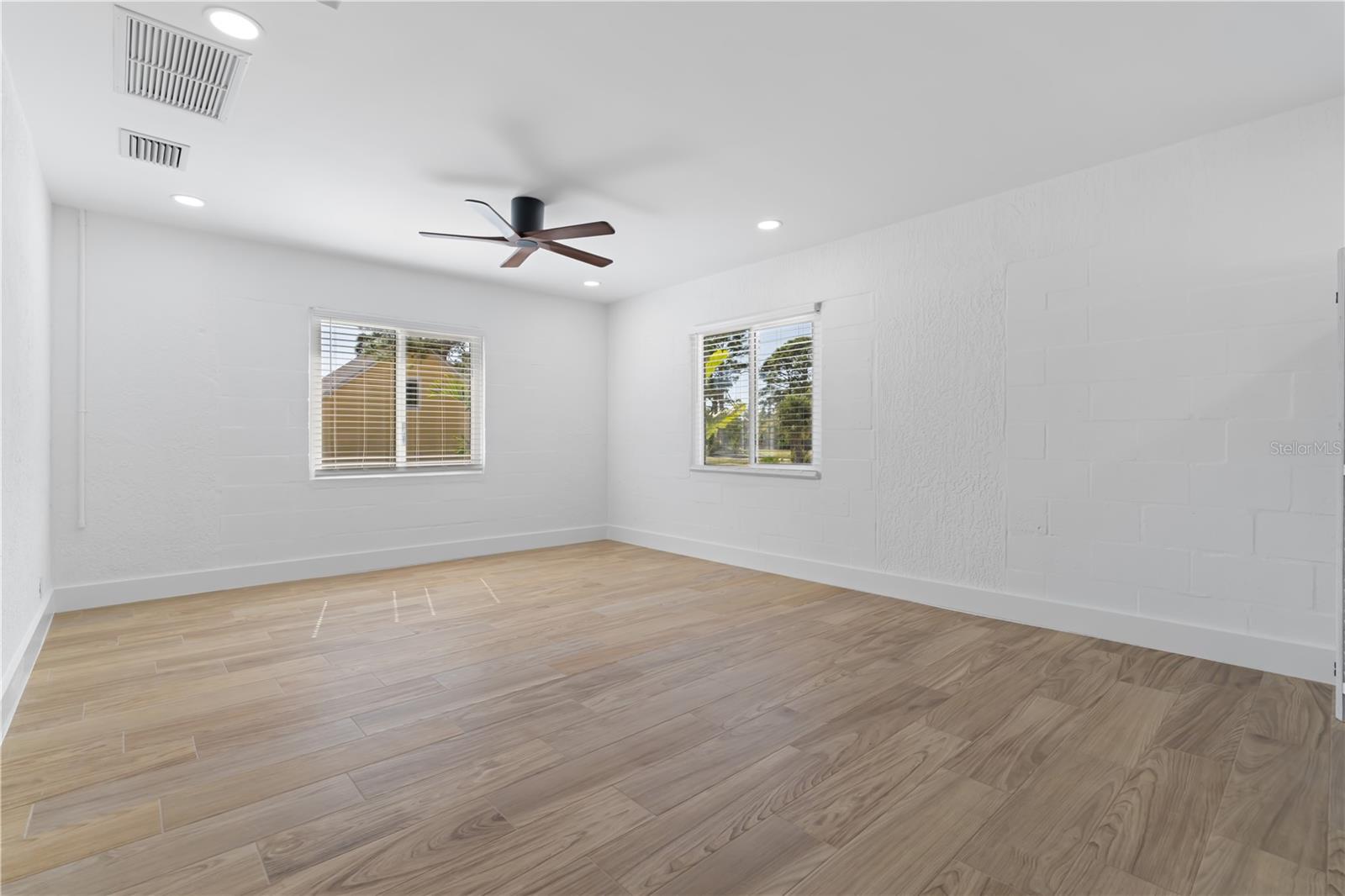 ENGLEWOOD GARDENS - Residential