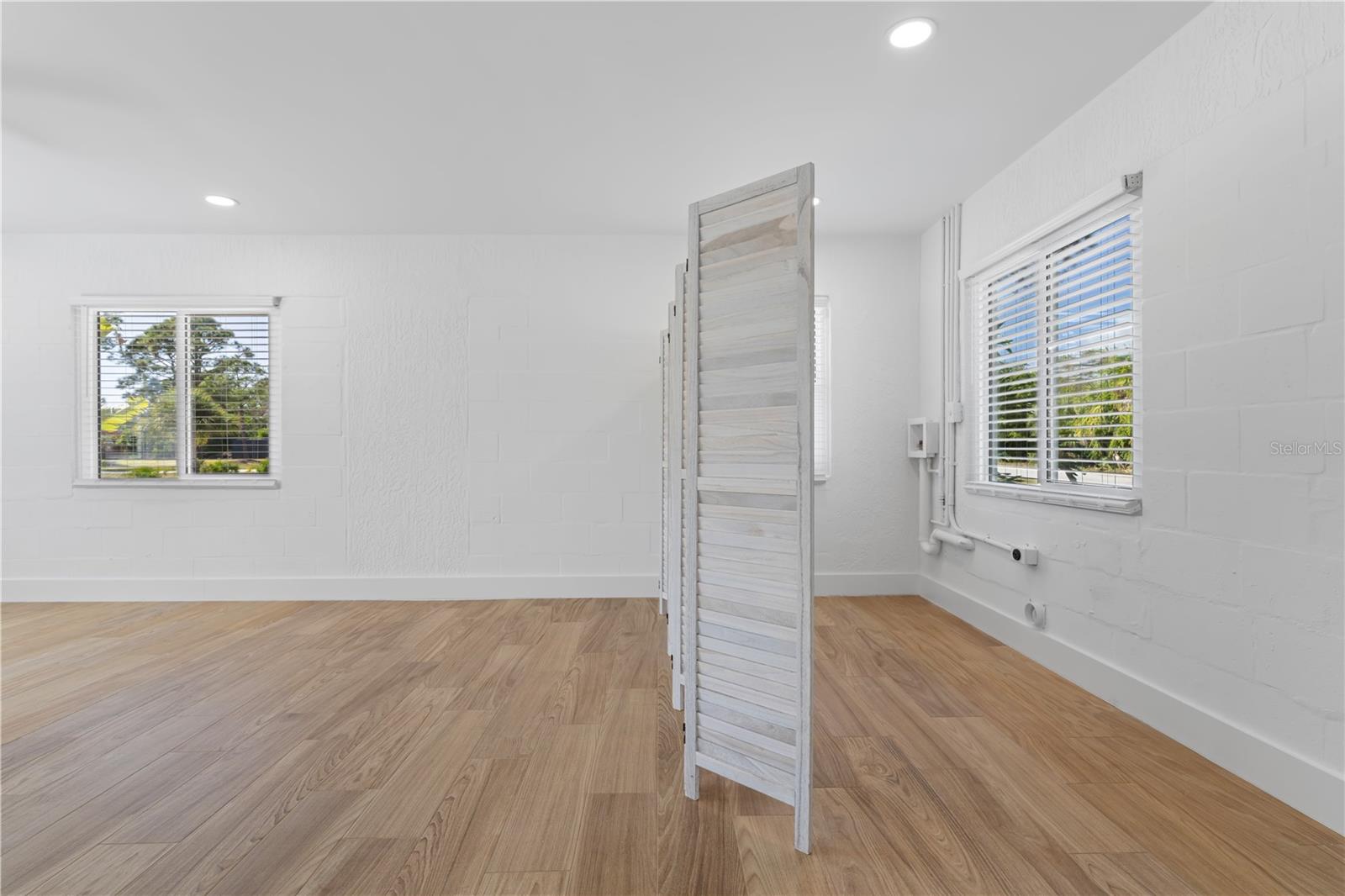 ENGLEWOOD GARDENS - Residential