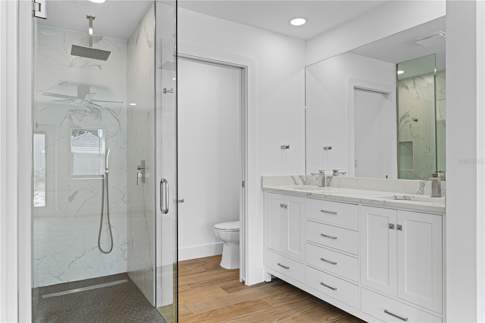 ENGLEWOOD GARDENS - Residential