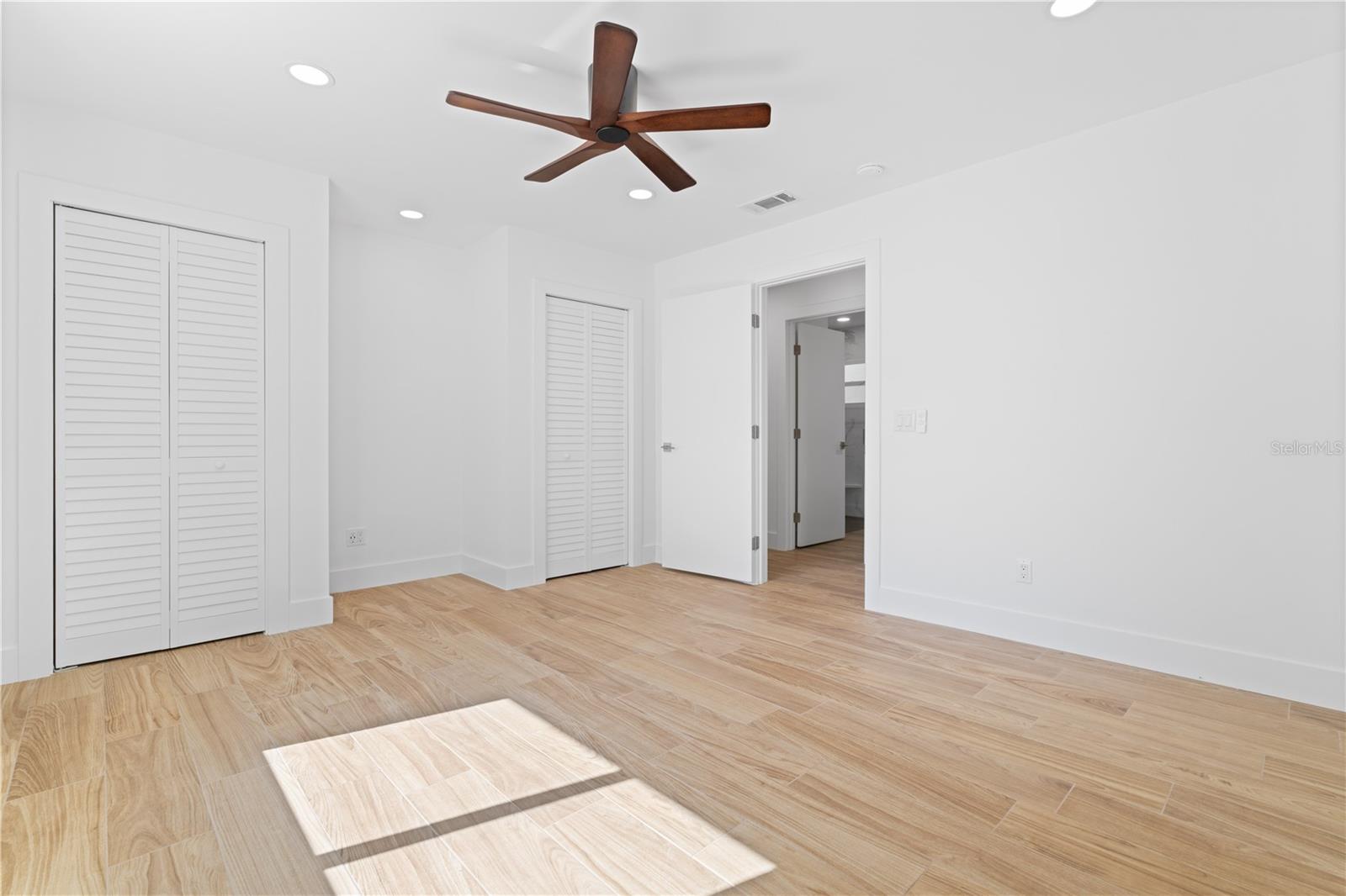 ENGLEWOOD GARDENS - Residential