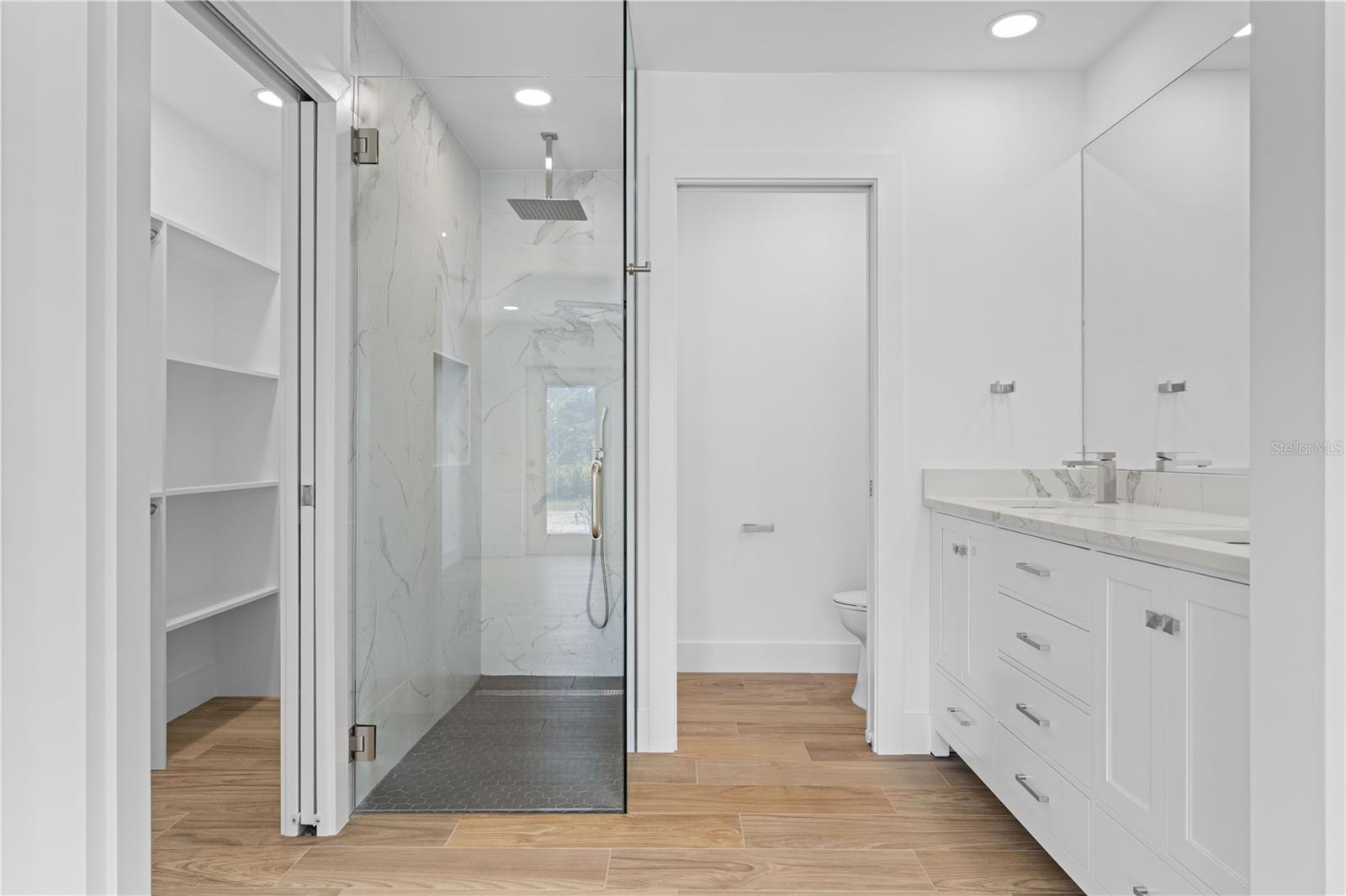 ENGLEWOOD GARDENS - Residential