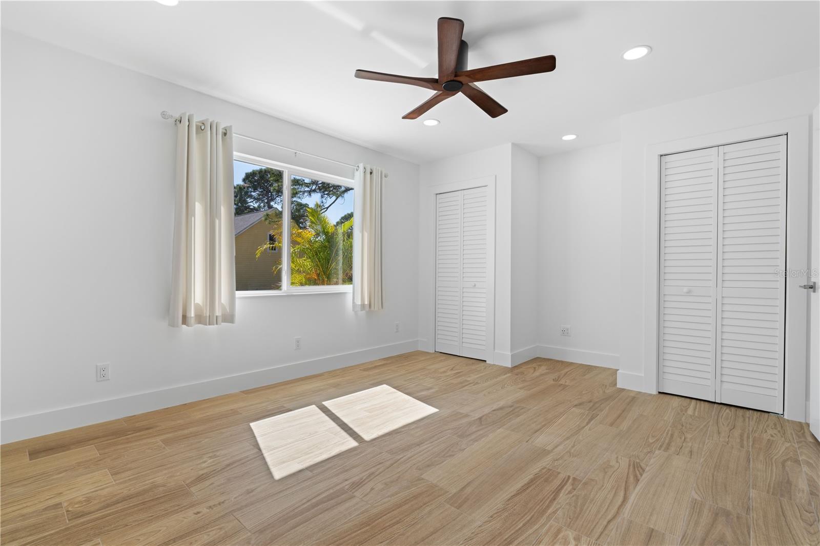 ENGLEWOOD GARDENS - Residential