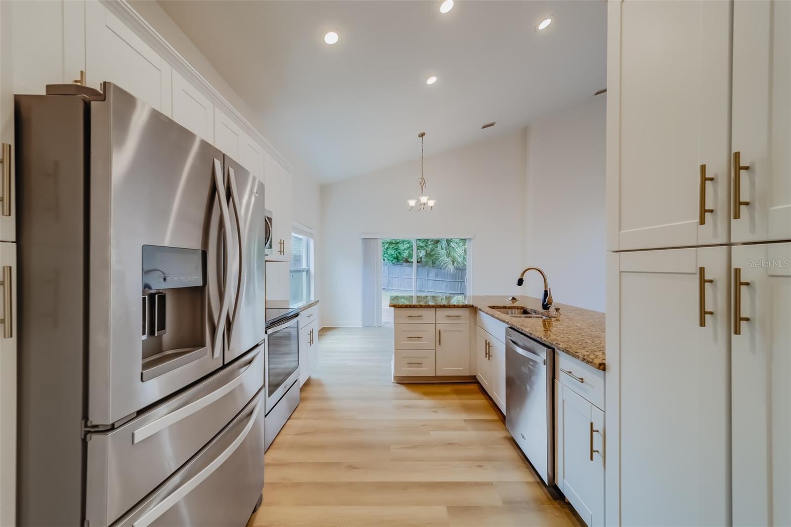 DIXIE PARK - Residential Lease