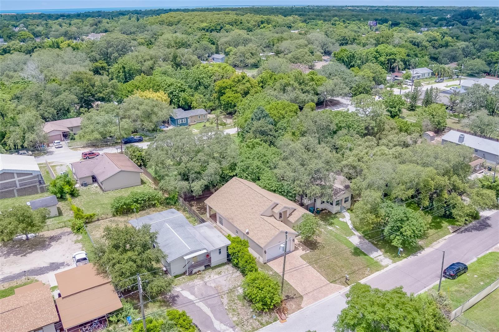 DIXIE PARK - Residential Lease