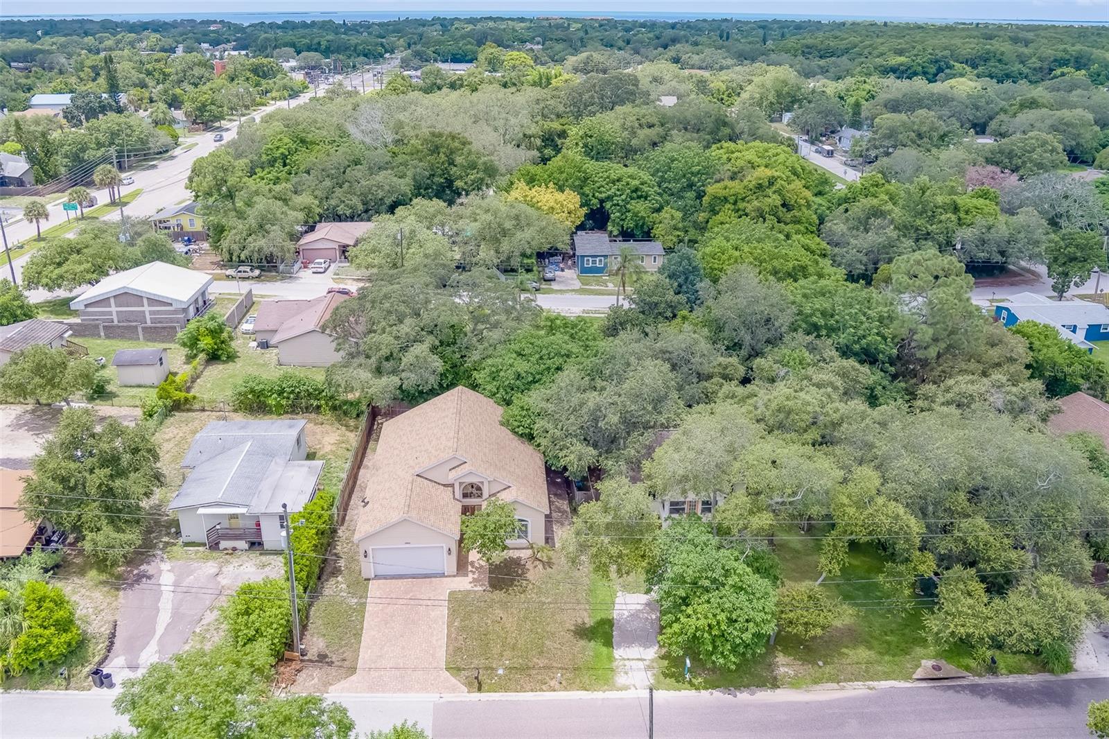DIXIE PARK - Residential Lease