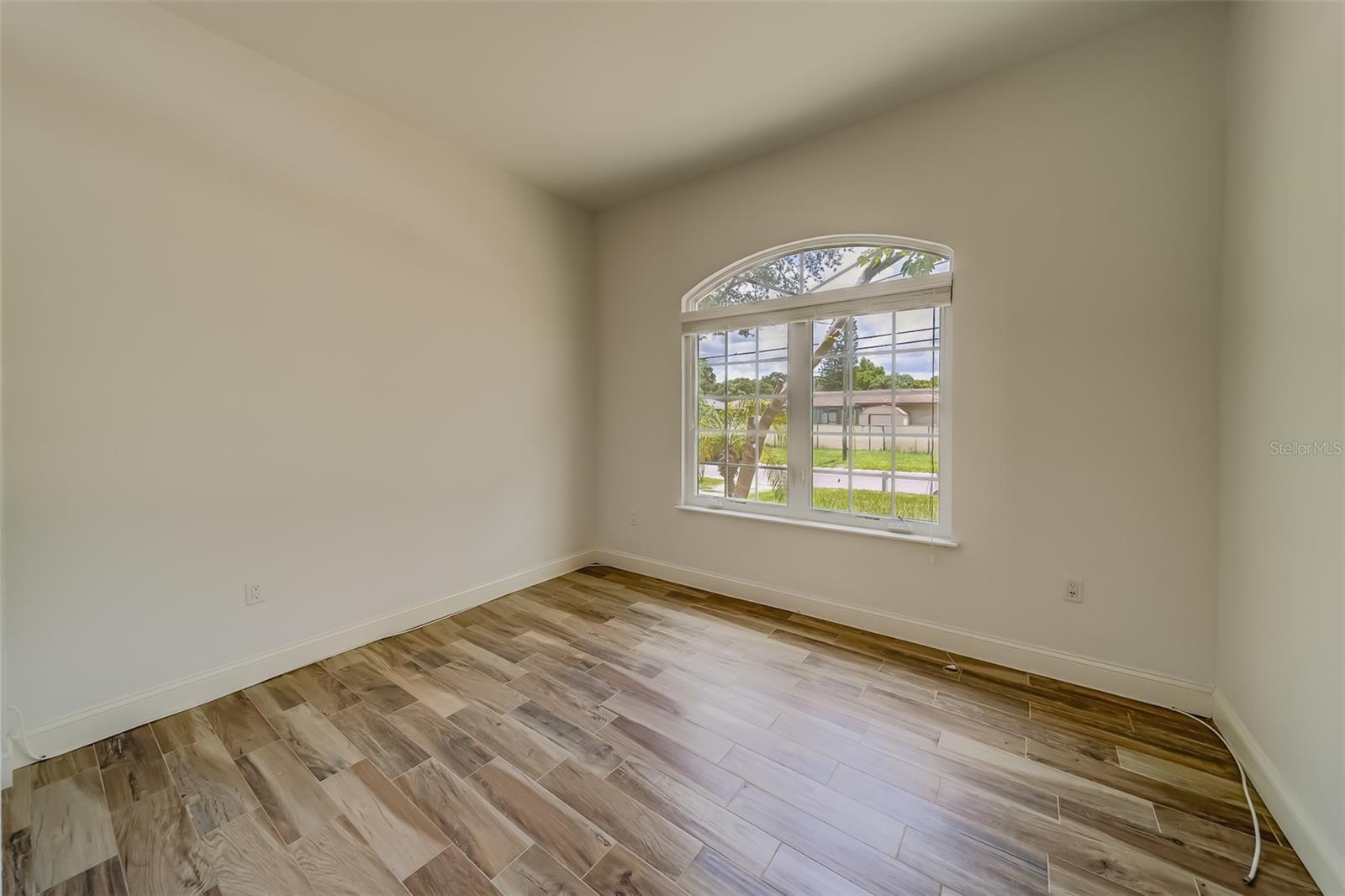 DIXIE PARK - Residential Lease