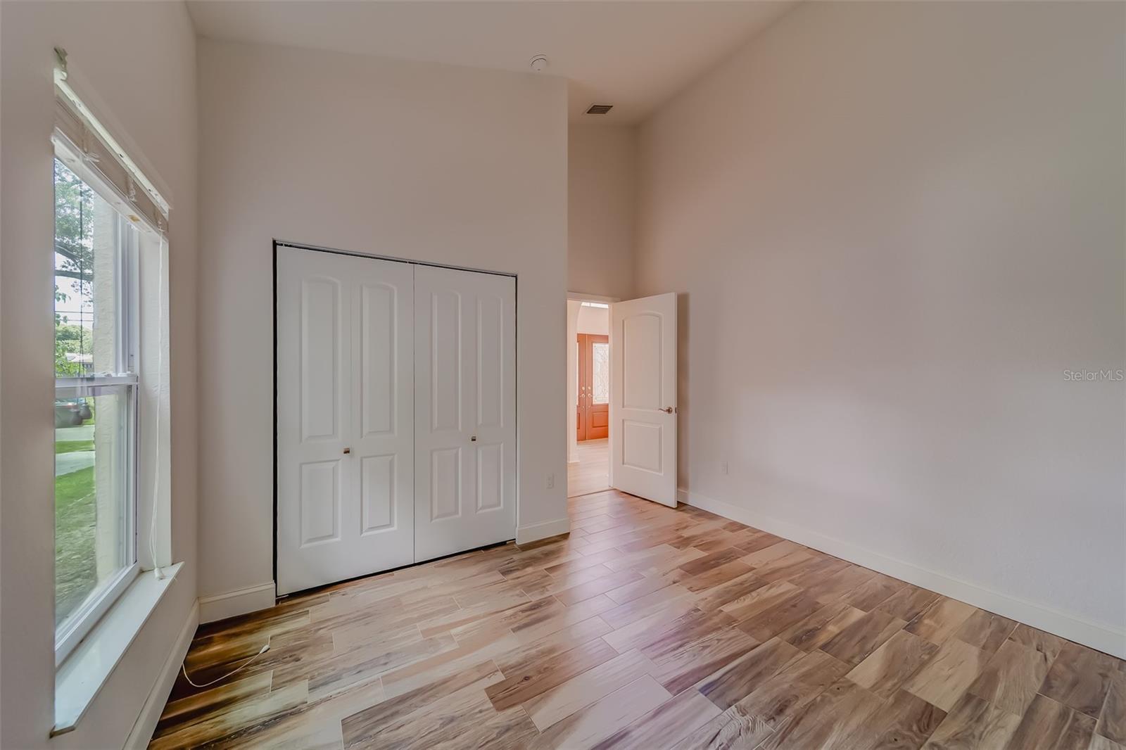DIXIE PARK - Residential Lease