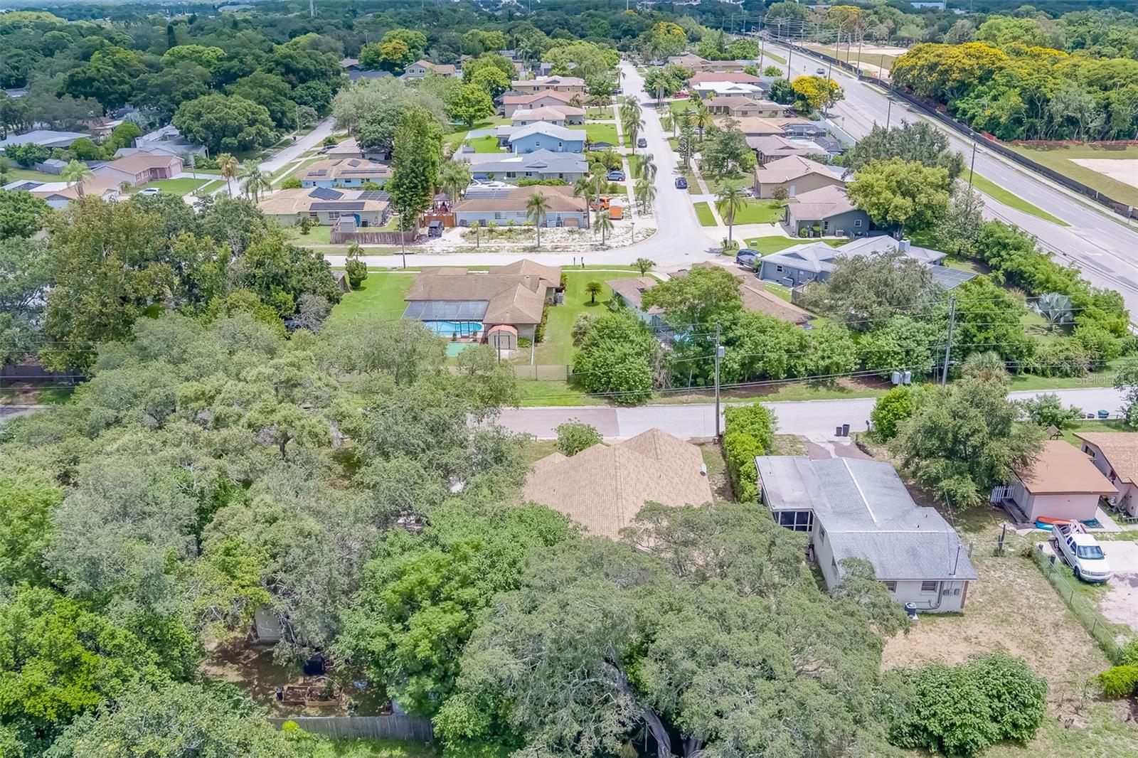 DIXIE PARK - Residential Lease
