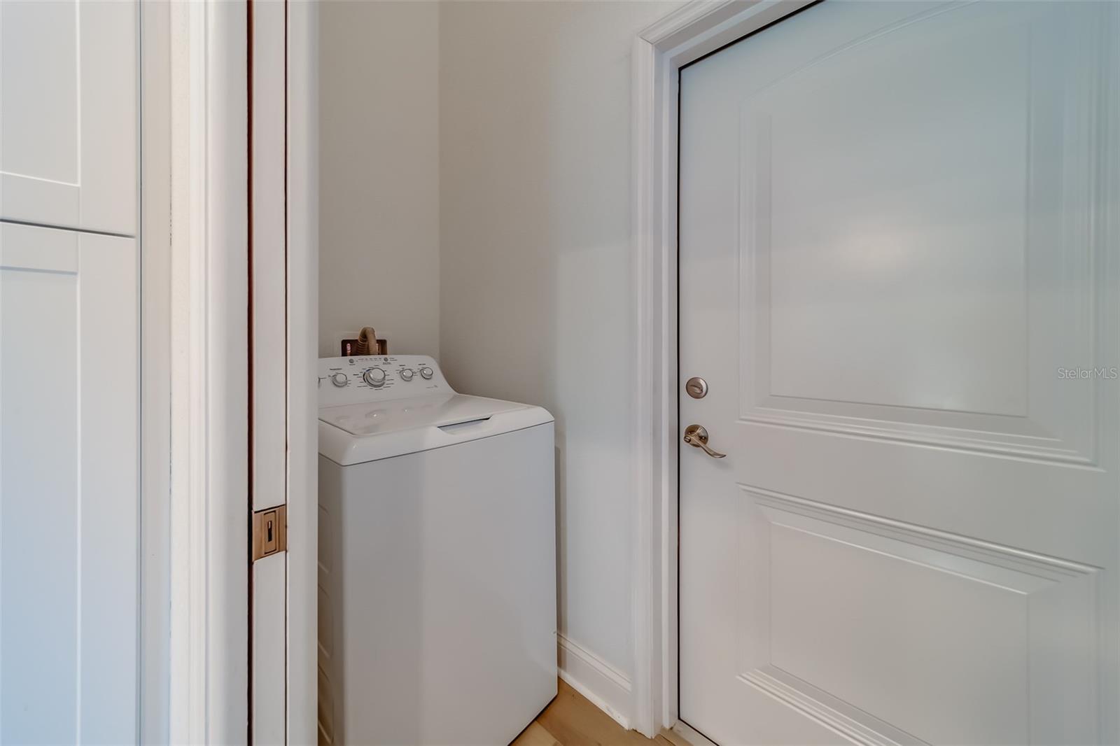 DIXIE PARK - Residential Lease