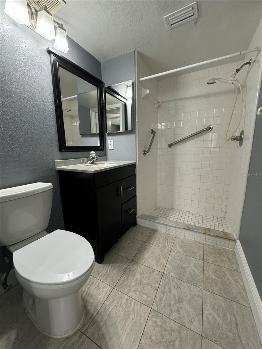 LAKEWOOD AT MEADOW WOODS PH 01 - Residential