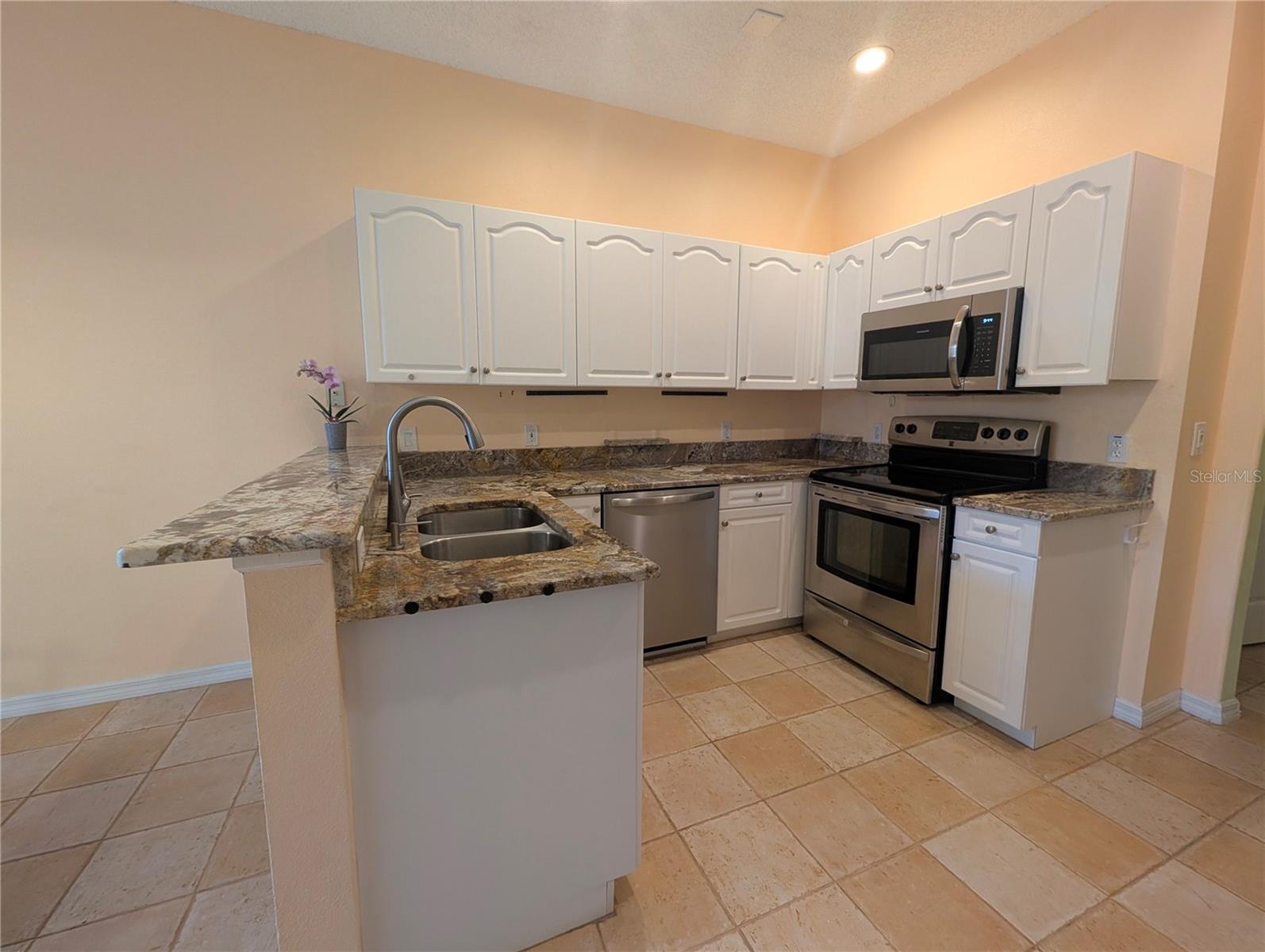 BROOKFIELD - Residential