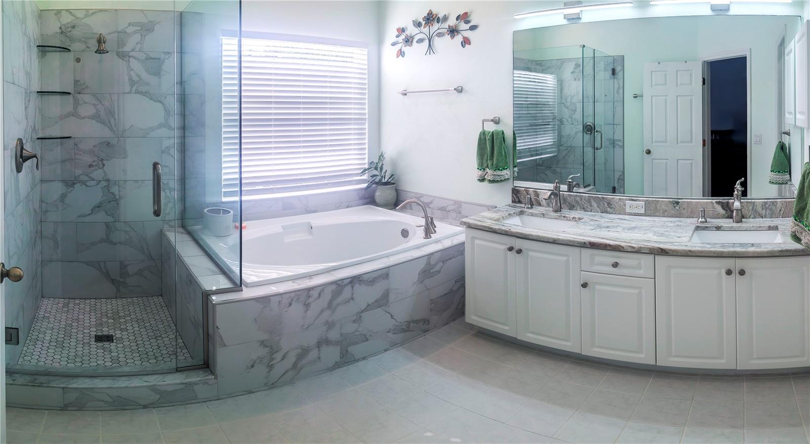 BROOKFIELD - Residential