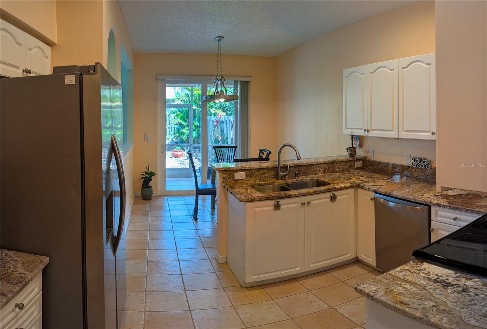 BROOKFIELD - Residential