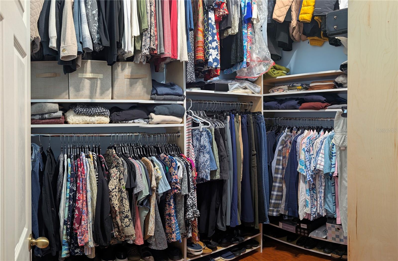 BROOKFIELD - Residential