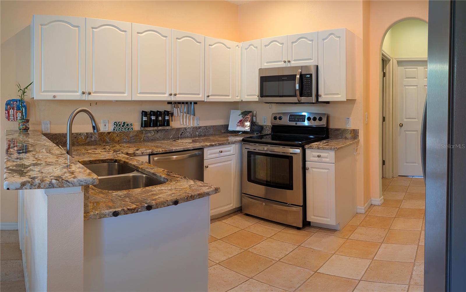 BROOKFIELD - Residential