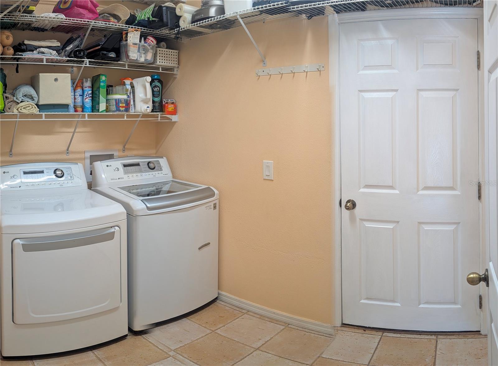 BROOKFIELD - Residential