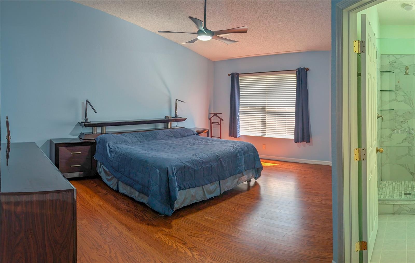 BROOKFIELD - Residential