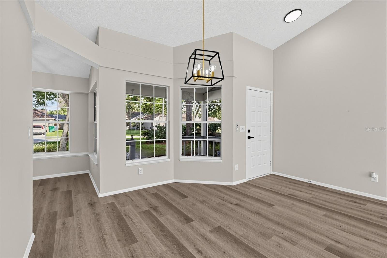 2208 MOON SHADOW ROAD