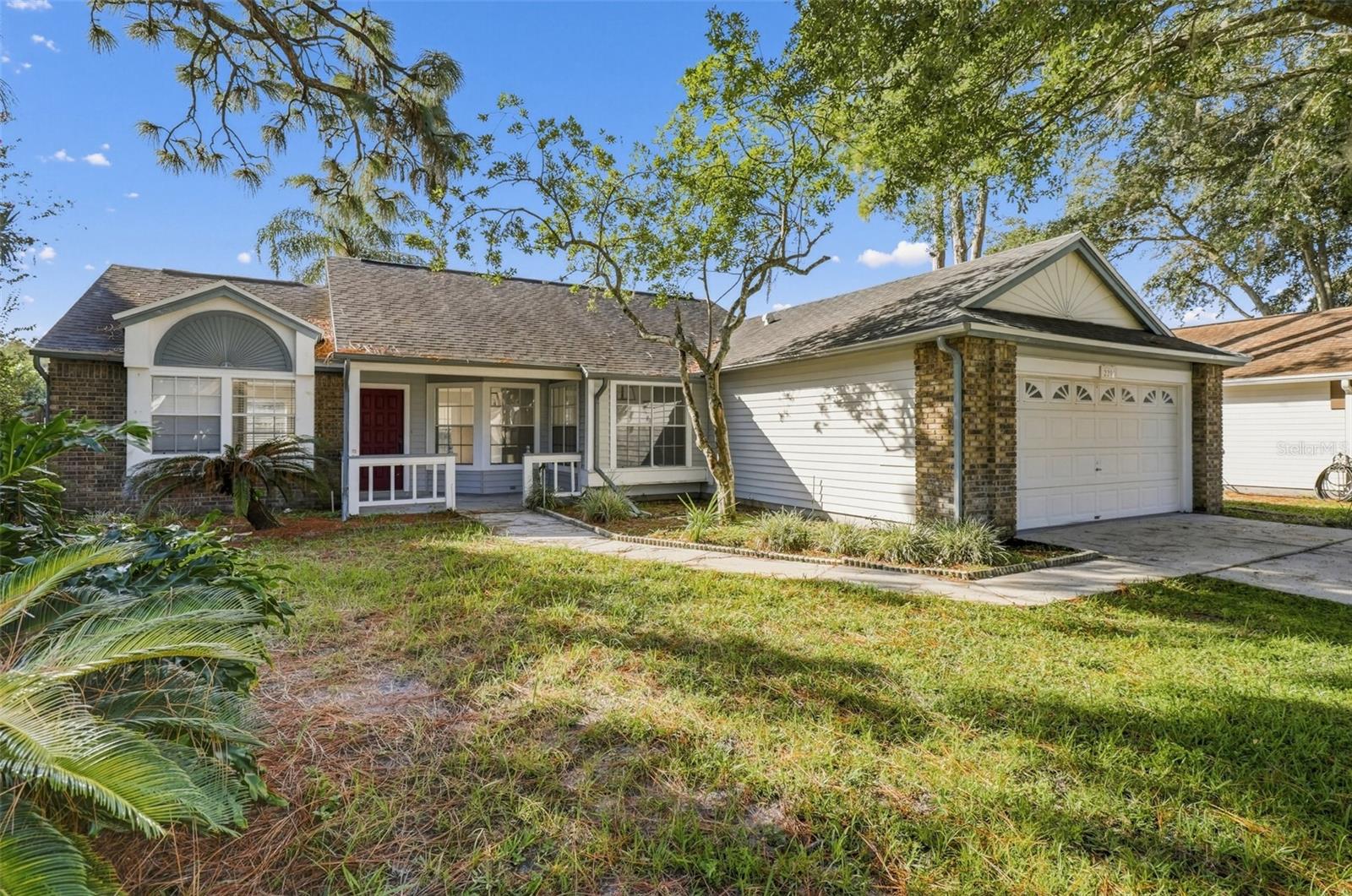 2208 MOON SHADOW ROAD