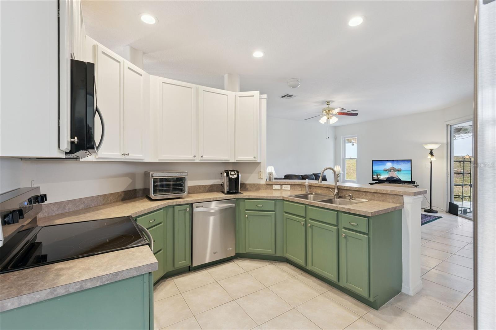 ARROWHEAD PH 02 - Residential