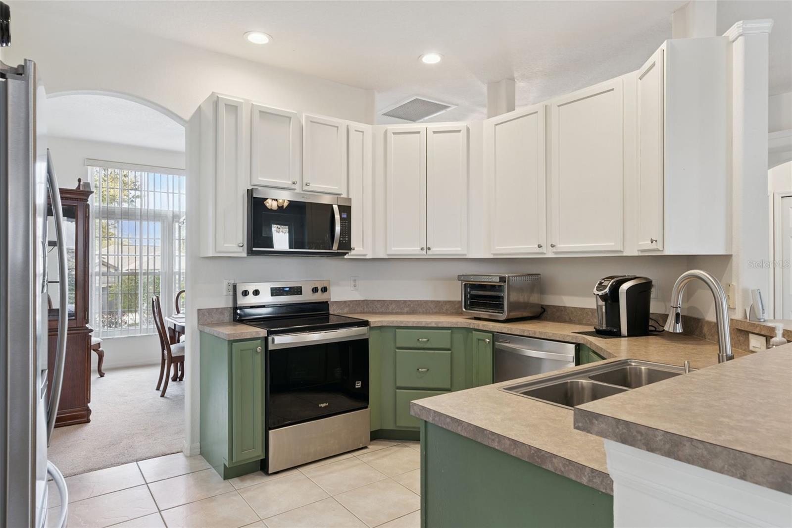 ARROWHEAD PH 02 - Residential