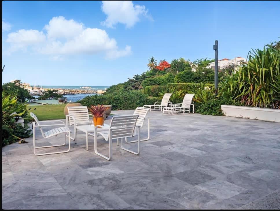 HARBOUR VIEW - Residential