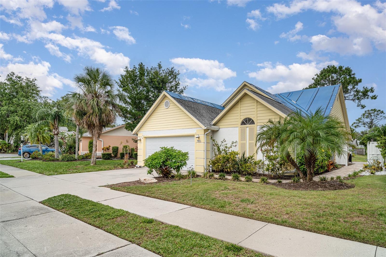 7833 ONTARIO STREET CIRCLE