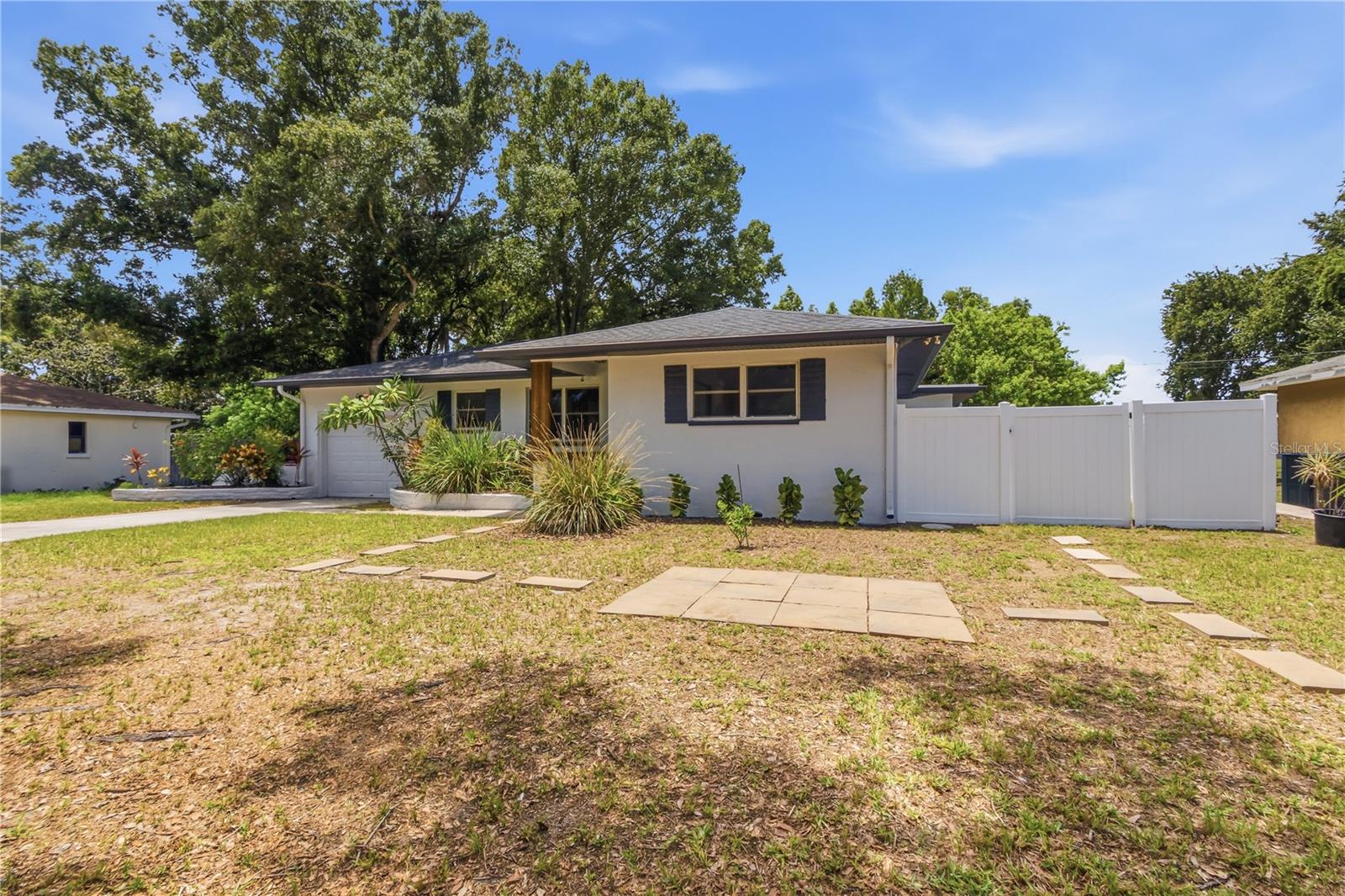 10 S ORION AVENUE