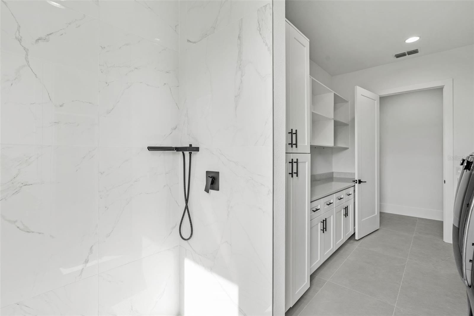 SIGNATURE LAKES PH 02 A B H I J - Residential