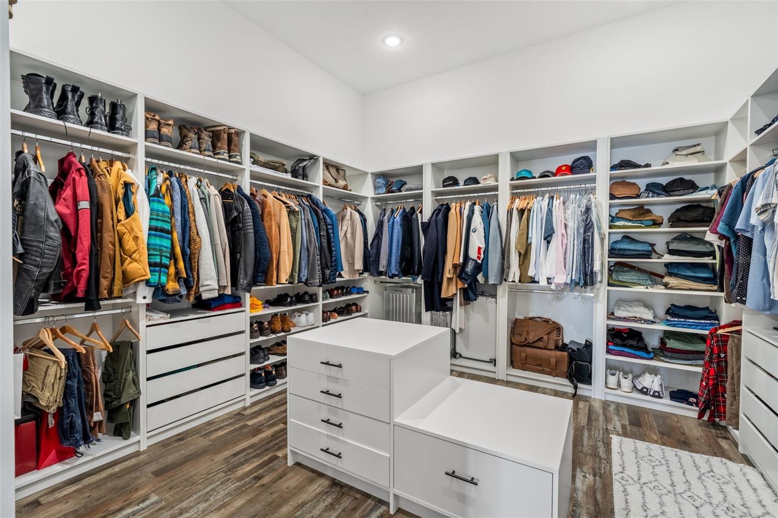 SIGNATURE LAKES PH 02 A B H I J - Residential