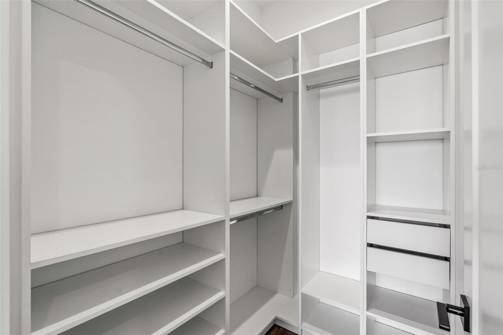 SIGNATURE LAKES PH 02 A B H I J - Residential