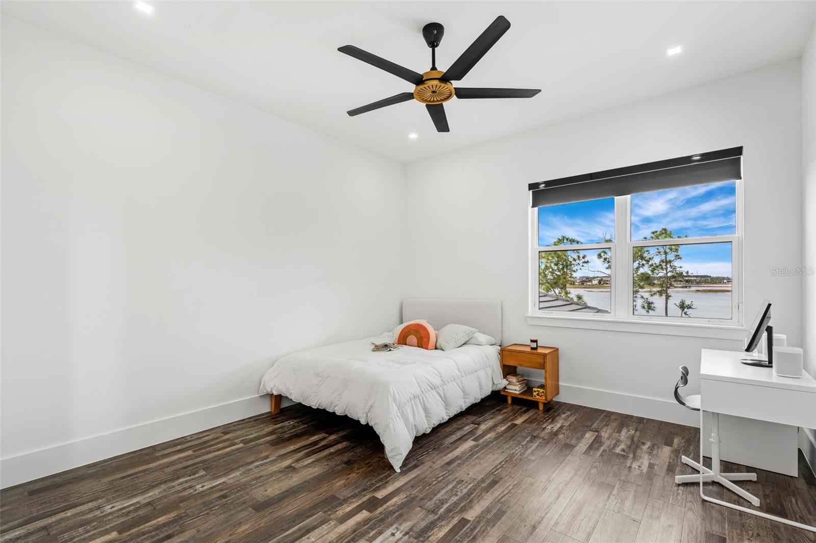 SIGNATURE LAKES PH 02 A B H I J - Residential