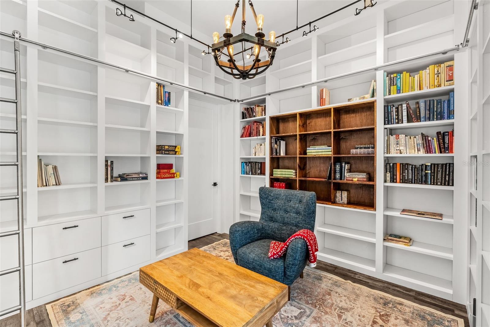 SIGNATURE LAKES PH 02 A B H I J - Residential