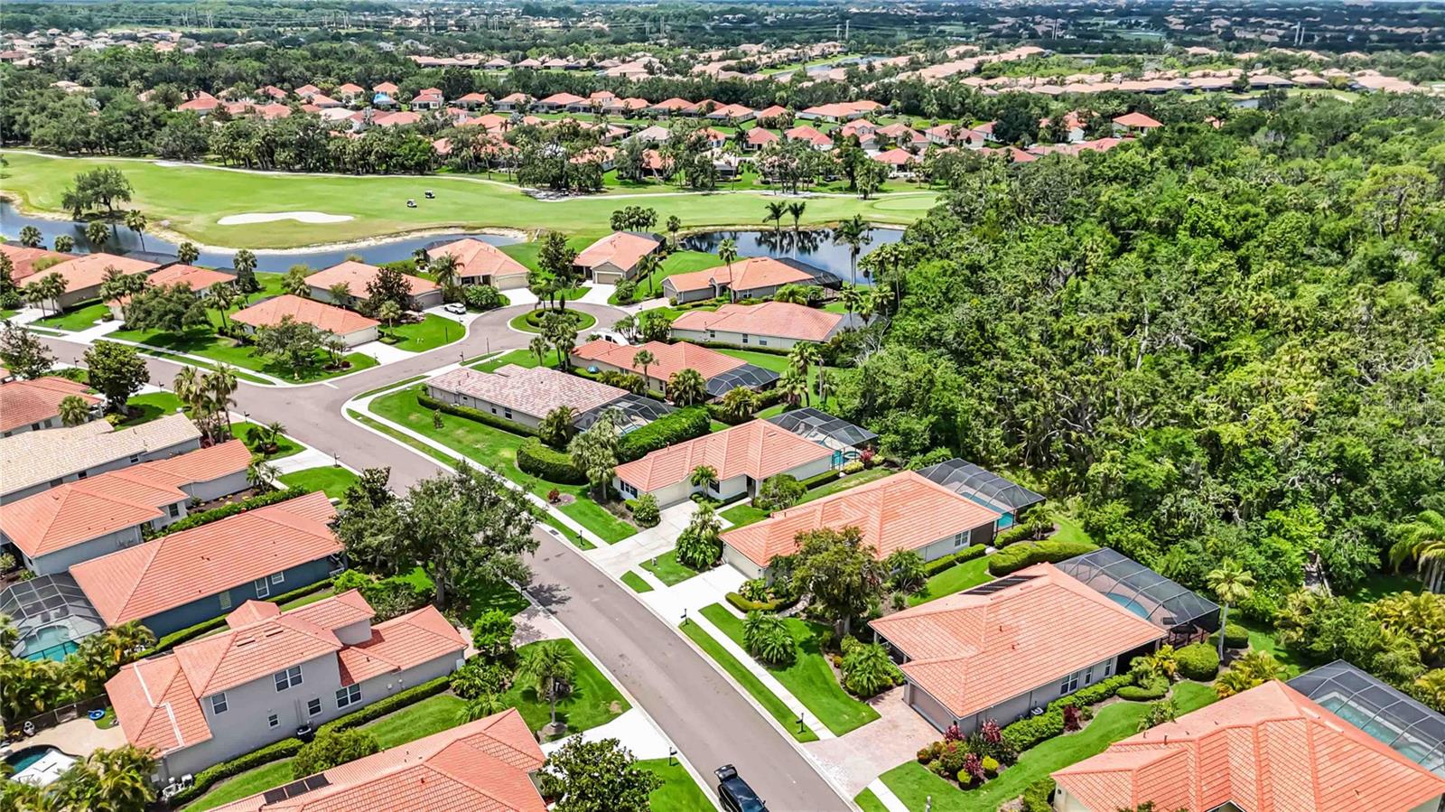 WATERLEFE GOLF & RIVER CLUB - Residential