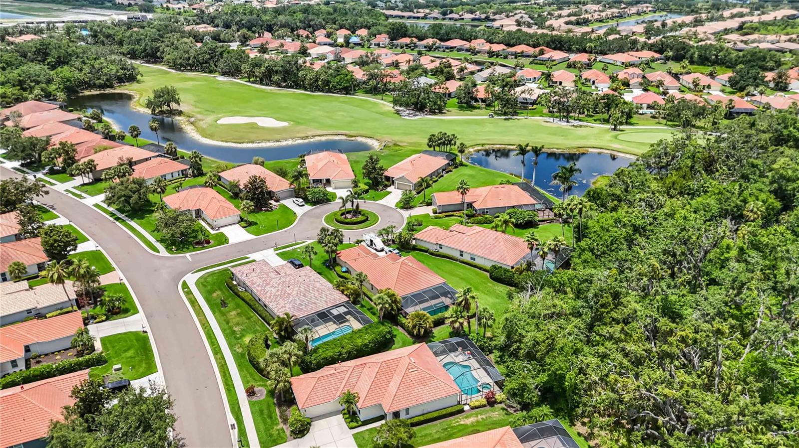 WATERLEFE GOLF & RIVER CLUB - Residential